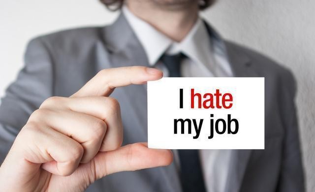 穿衣搭配|提离职后上级挽留，到底有没有必要留下来，从这3点考虑