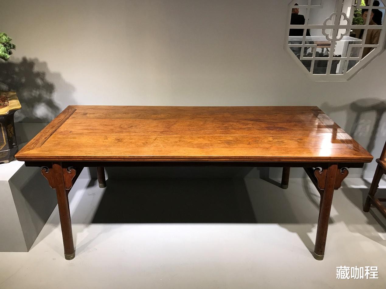 黄花梨|四面平攒牙子，黄花梨大画桌估价千万元