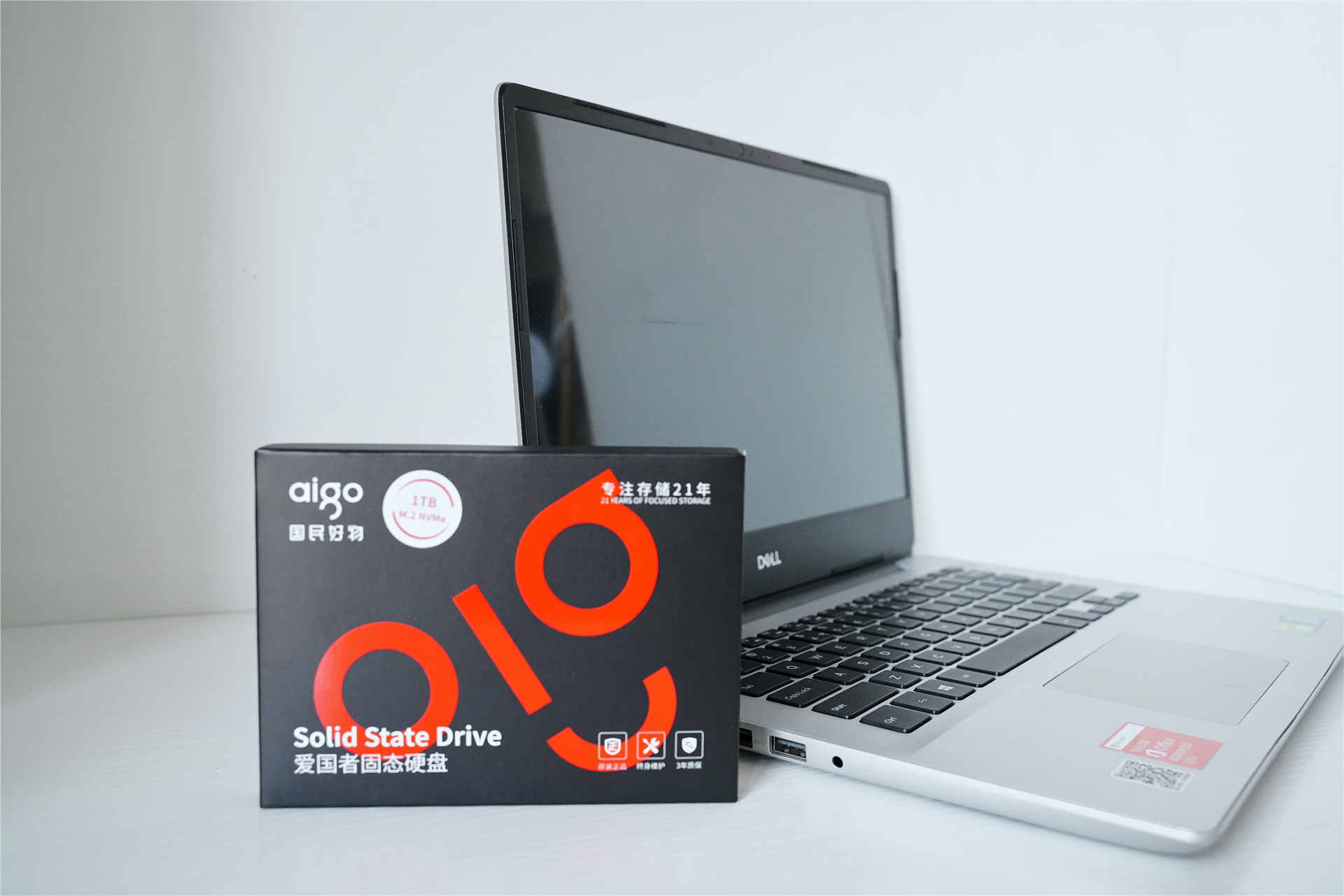 笔记本|网红SSD-1TB到了,给家里老款笔记本换个“芯”