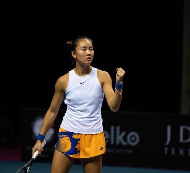 |决胜盘送蛋！中国小花苦战晋级四强，生涯排名首进TOP200！