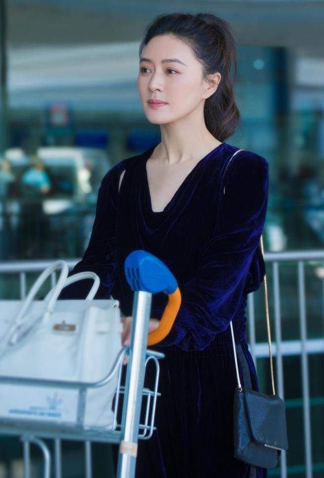 莫可欣|田海蓉：24岁坐拥3家公司，巅峰期隐退生女，再度复出人气不减