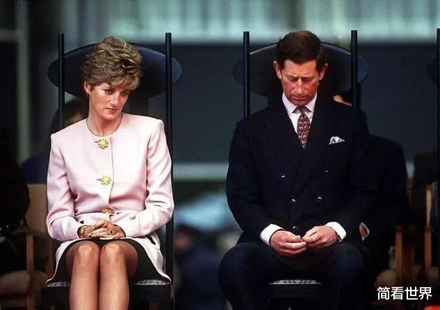 戴安娜王妃|戴安娜泪流满面，深夜疯打300次电话给大16岁已婚的情人，为何如此