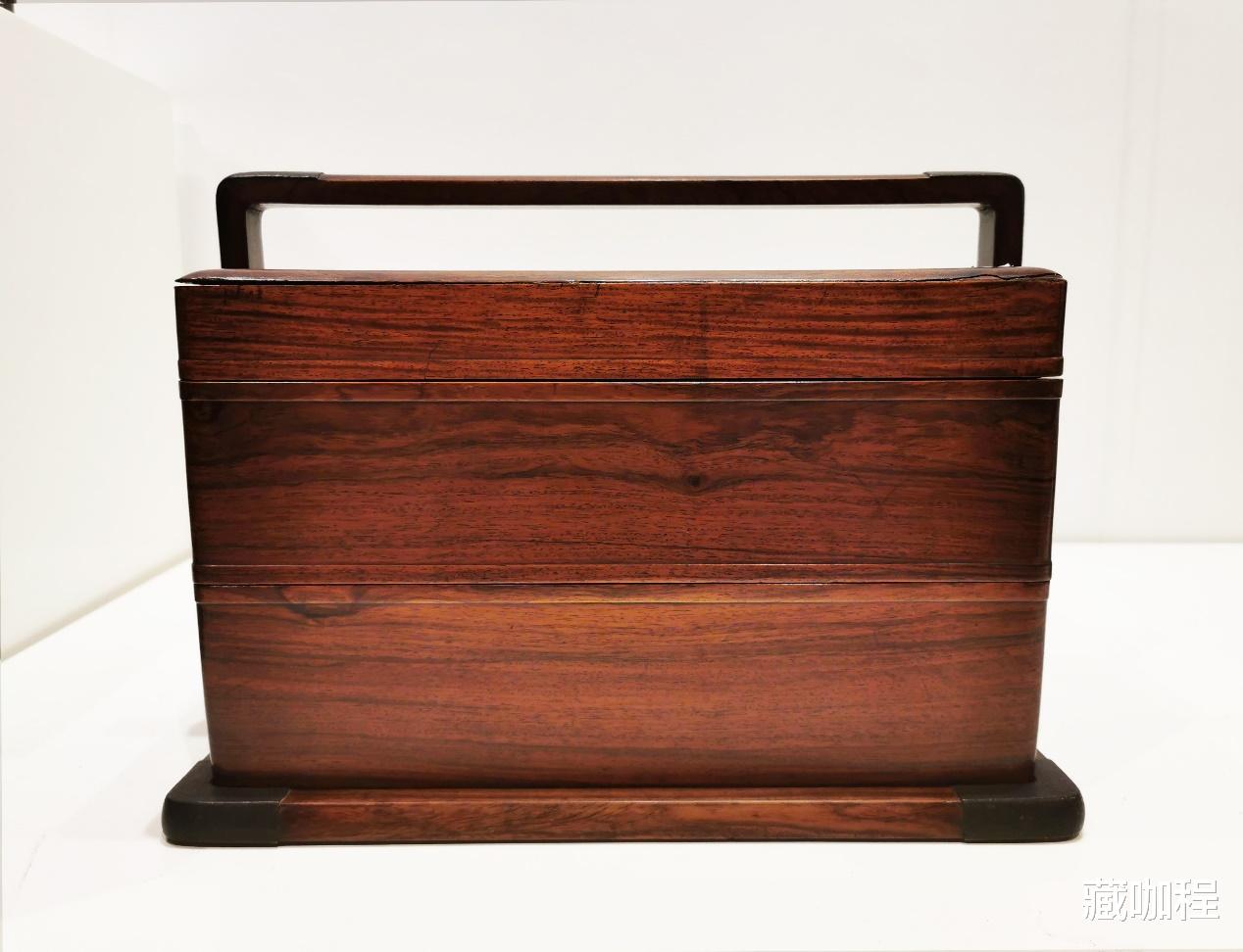 |小鬼眼、大流水纹，黄花梨提盒上云遮月