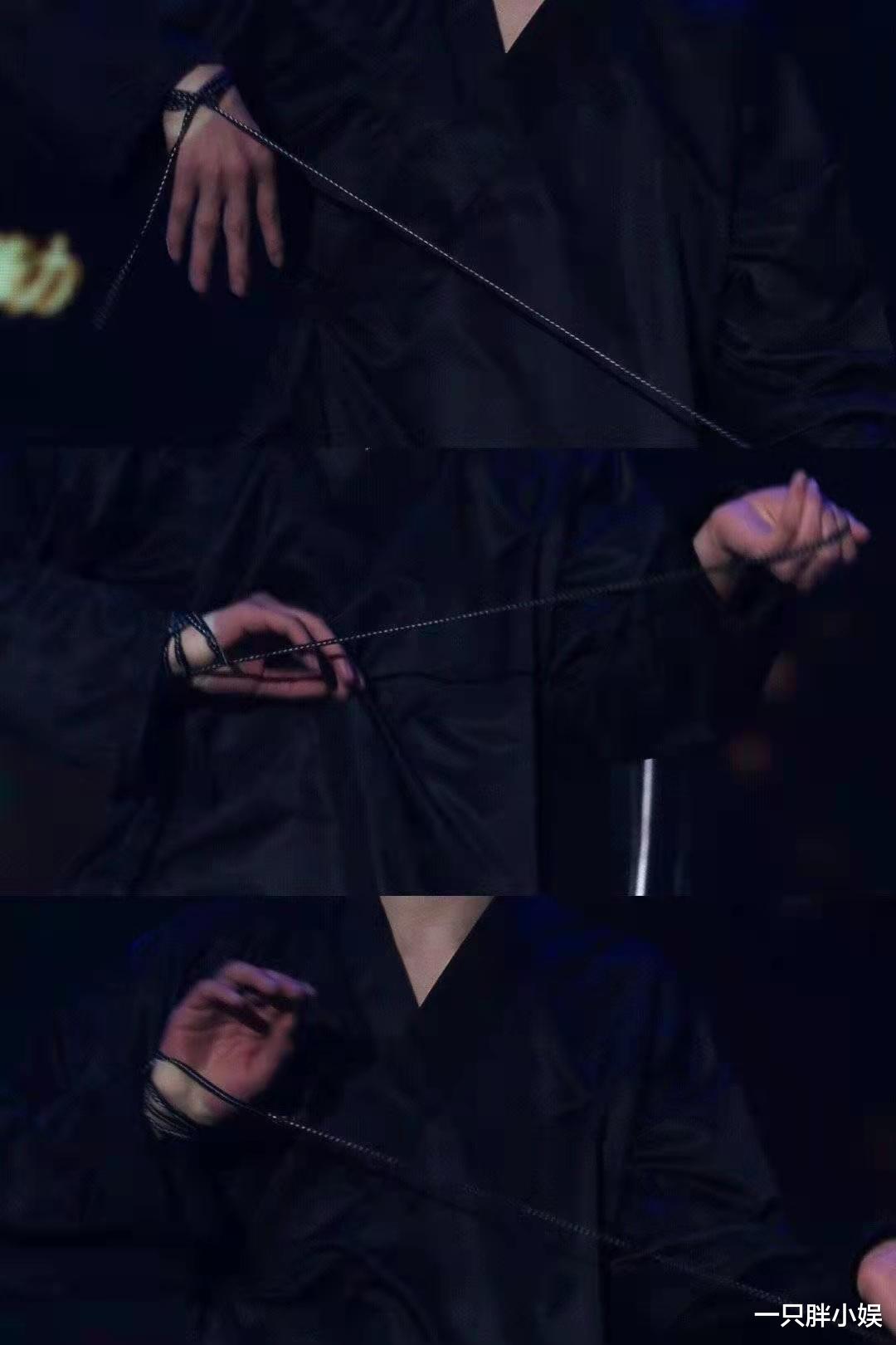 王艳|刘耀文在舞台上有多拼命，曾被道具勒得双手血淤变形，还坚持表演