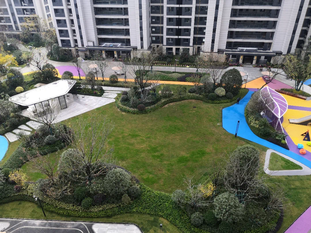 验房时现烧焦味，业主吐槽“反人类”设计