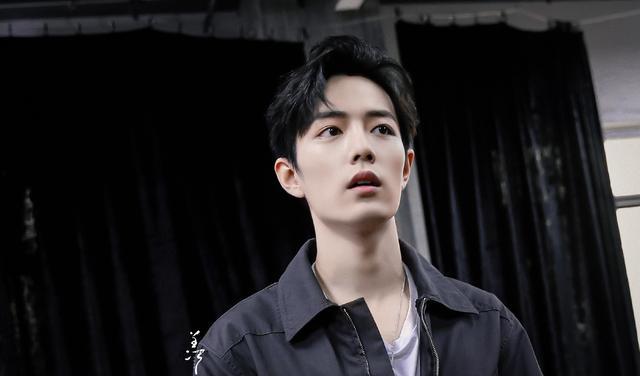 肖战|《大剧陪您过大年》阵容官宣，肖战确定受邀参加，本人发文回应了