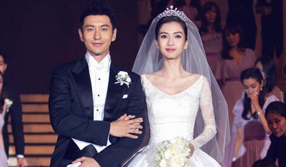 电视剧|baby黄晓明游玩被偷拍！素颜出镜遮挡严实，却被网友质疑假同框