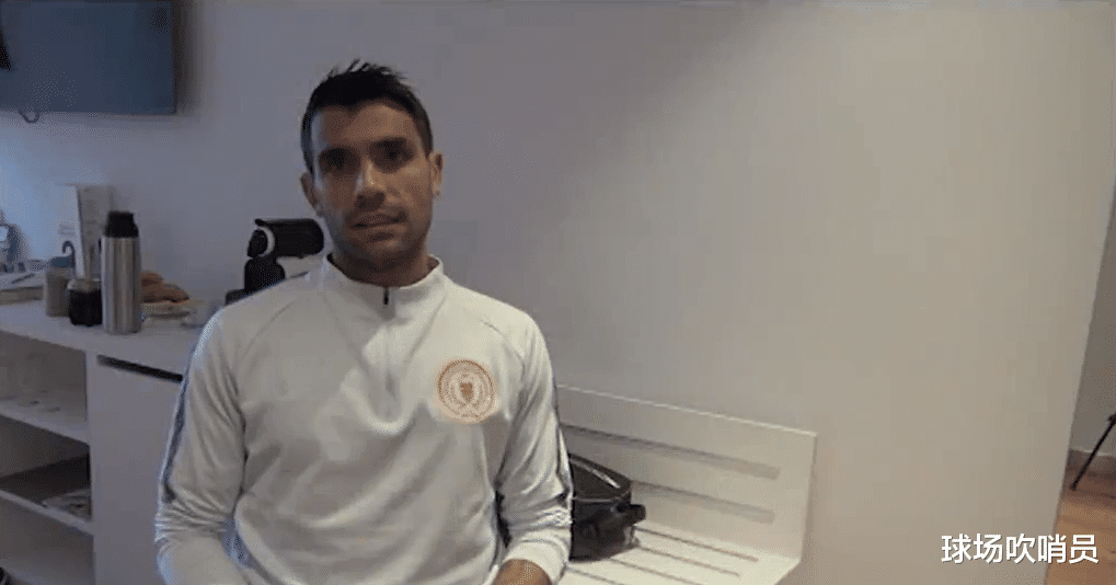 奥古斯托·费尔南德斯|北京外援奥古斯托宣布退役，伤病成拦路虎，退役也不忘批评中国？