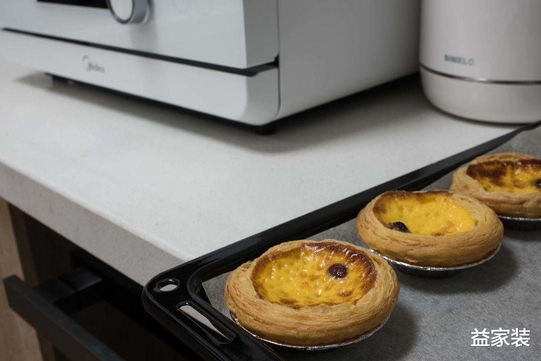 粉色打造的二人世界，用实力扭转空间，打造独特甜蜜风格