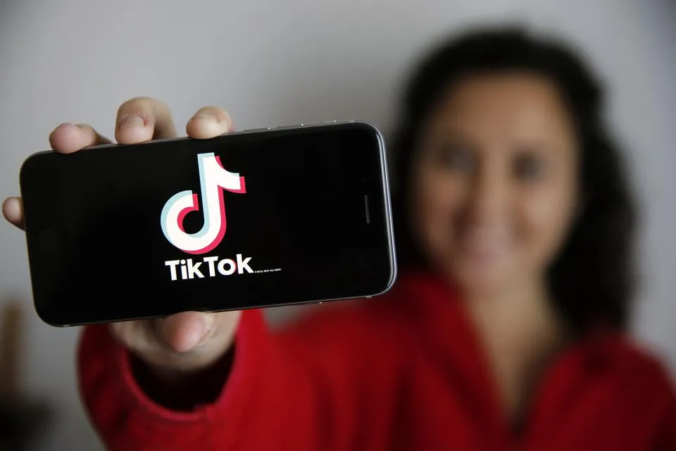 医美|抖音国际版TikTok正在重写外国人的社交方式