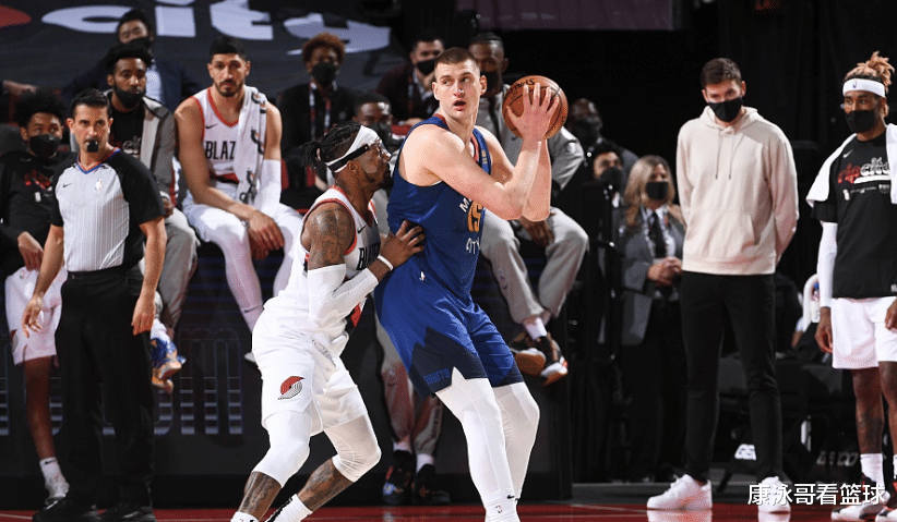 掘金队|3核72+20！约基奇天神下凡，火箭旧将超神，开拓者三巨头76+13