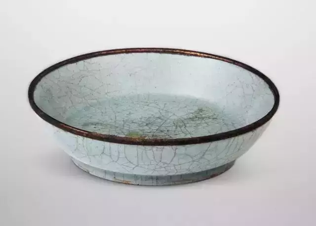 汝窑|故宫博物院旧藏：17件汝窑瓷器