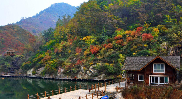 穷游 山东又一景区走红,风景不输九寨沟,门票120元,游客好评如潮