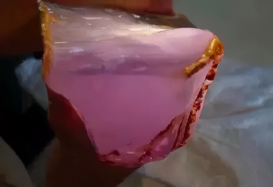 翡翠|最牛赌石，380万切出10个亿！