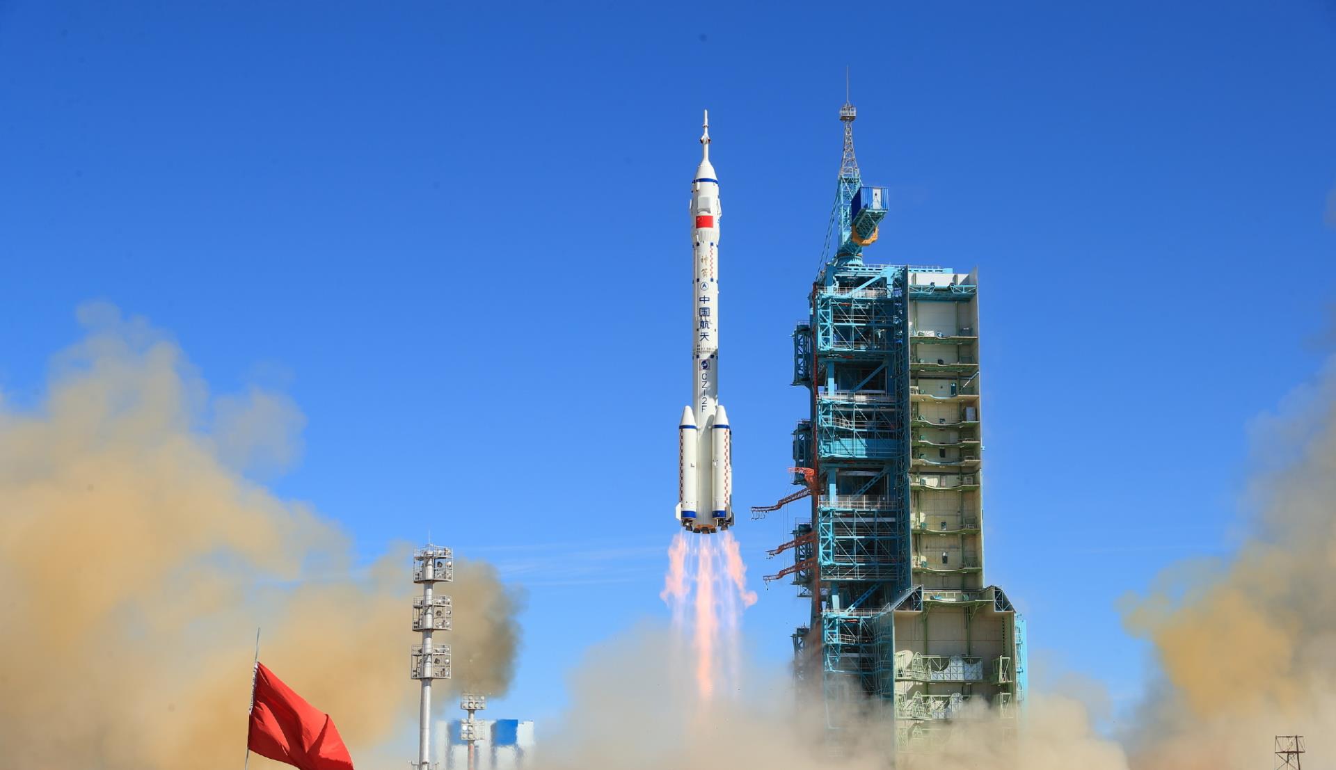 石墨烯 再次确定！神舟十三号10月3日发射，航天员13选3，会有女航天员吗