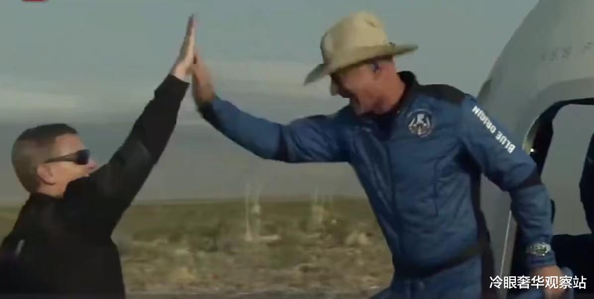 太空 贝索斯VS.布兰森，谁是太空游第一人，太空游内卷才刚开始！