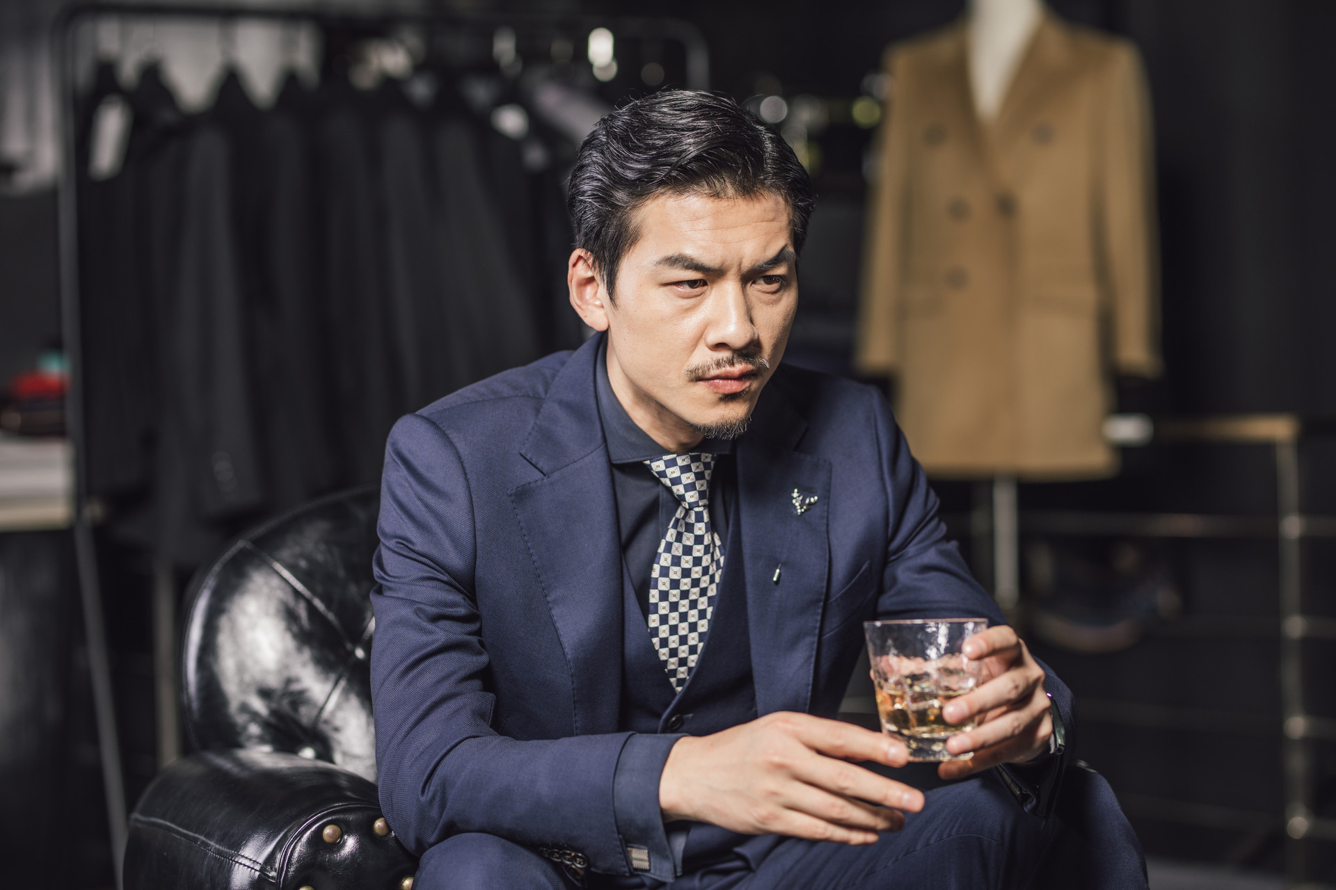 加班费|饭局上，领导为何突然让你去催菜？有这4层含义越早明白越受益