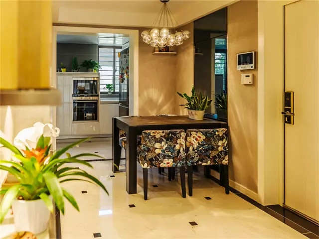 |98平混搭二居室，将浪漫就藏在生活的一点一滴里