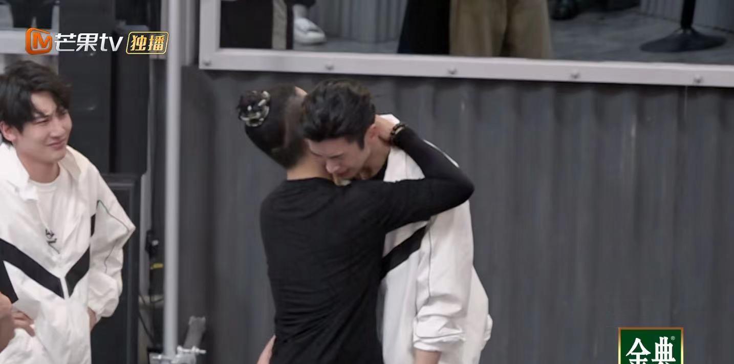 MARRY|真男人！陈辉欧阳靖站出来主动被淘汰，而排名垫底的敖犬一声不吭