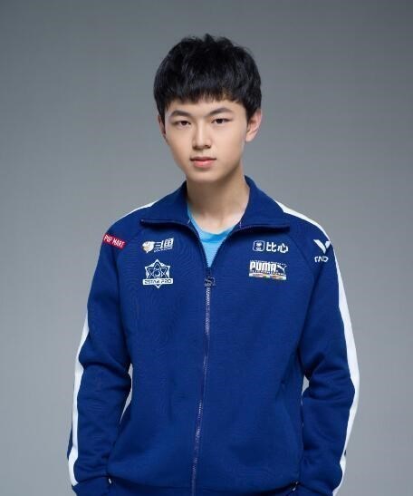 小翔很忙|estar二次挂牌变化不小,留下中射替补,追加首发辅助,其他不变