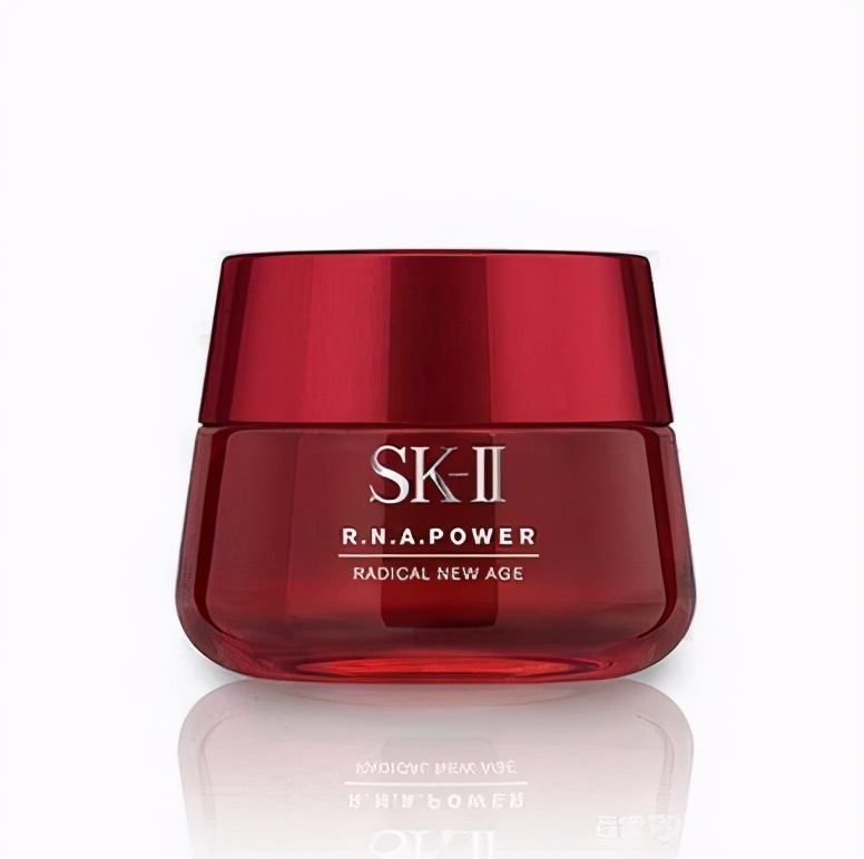 老吴潮鞋|美白补水面霜推荐：改善肌肤水油平衡，让肤质会变得很细腻紧致