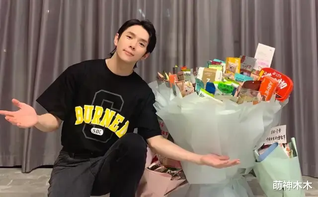 石家庄机场|李佳琦带货辣条吃出活虫，售后与品牌方打太极，消费者投诉后获赔