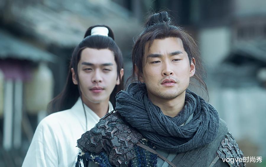 徐凤年|雪中悍刀行：“木剑游侠”温华来了，王初冬哭着表白，被青鸟拆穿