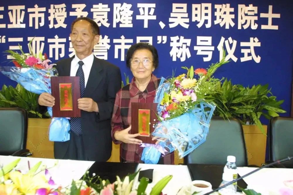 新疆维吾尔自治区|娱乐圈最大的八卦，都比不上这位女神产的瓜！