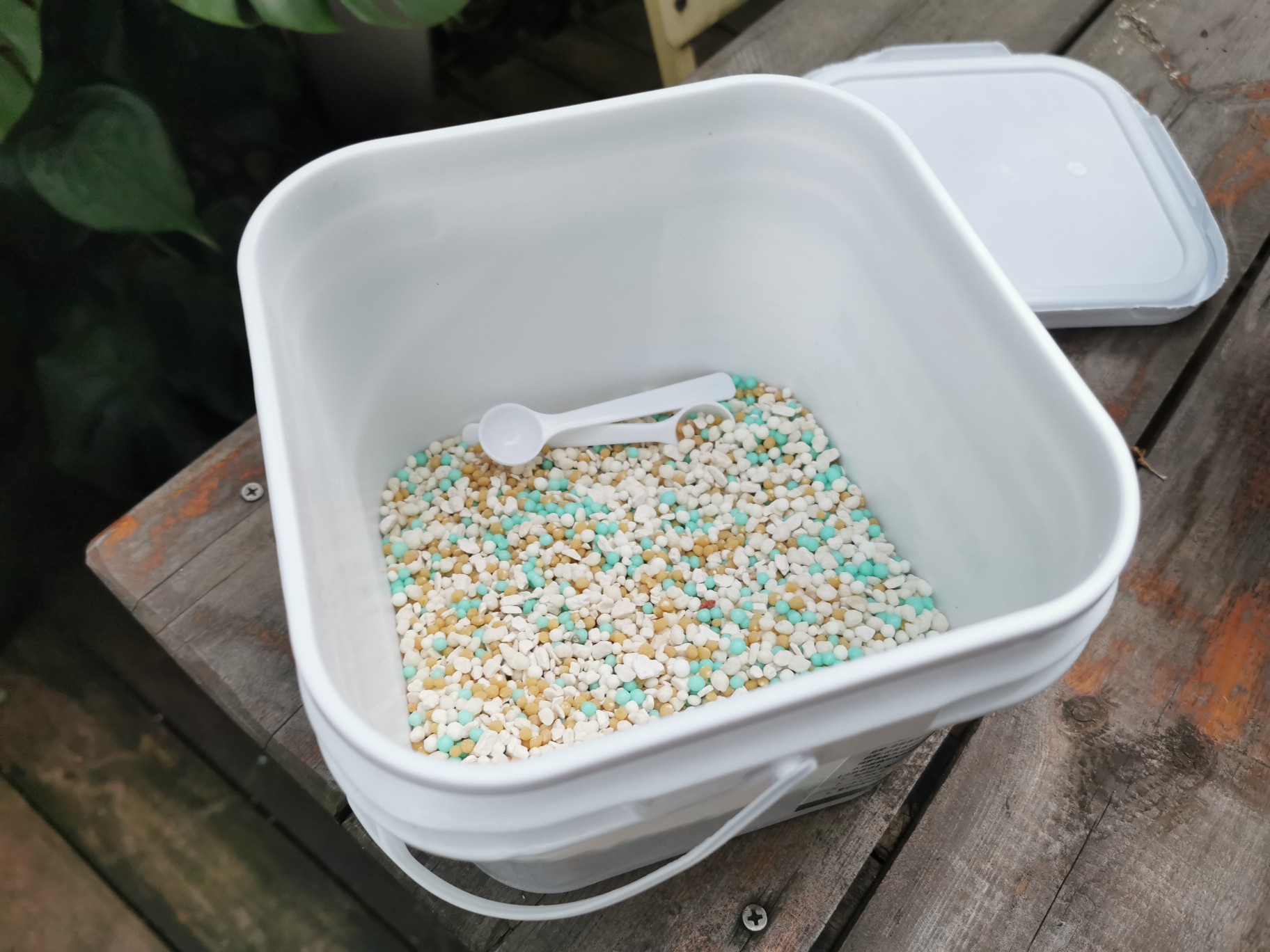 ?6万不到,改造72㎡现代庭院花园,教你做一个低维护的懒人花园