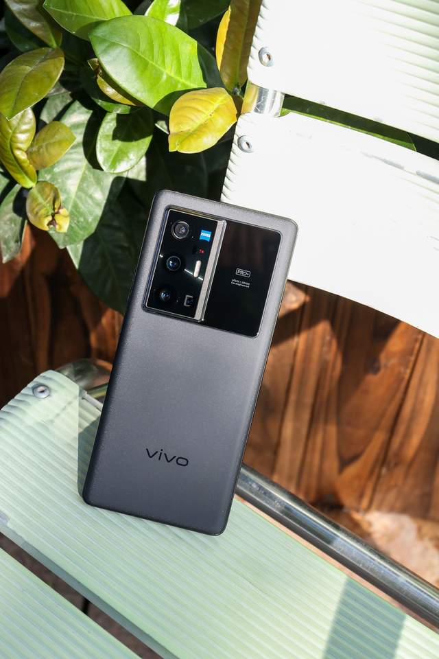 卡尔蔡司镜头|上手vivo X70 Pro+两个月后，发现它远比想象中好用