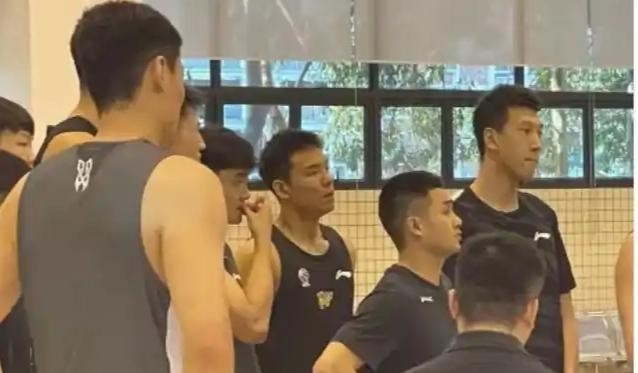 广东男篮|广东四大消息，球霸继续伤停，汤杰参与合练，徐昕铁定能打！