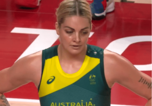 清浅微笑的我|奥运会女篮险爆大冷！世界冠军算小分绝杀出线，8强全部产生：中国队将迎上上签