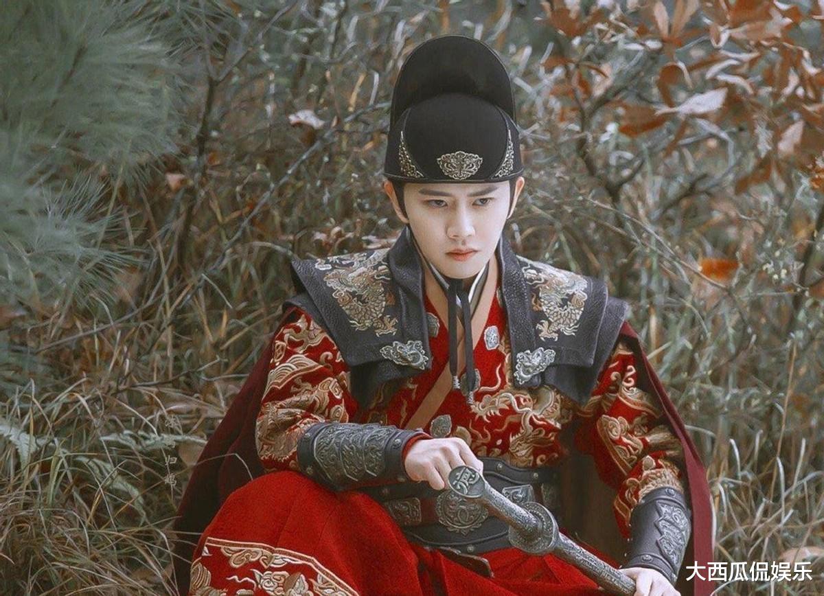 孟美岐|任嘉伦又一新剧来袭，女主成谜，看清导演代表作：果断追剧