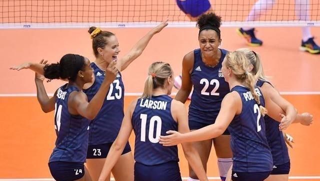 美国队|中国女排1人实力提升，美国队主帅都另眼相看，他这次是真怕了