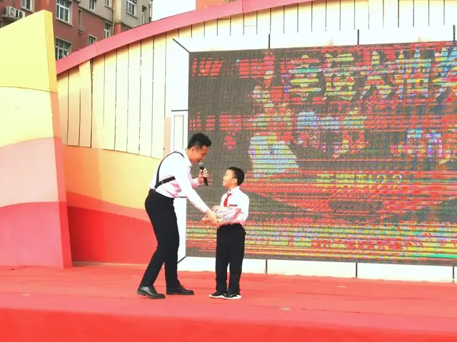 魅力学校 石家庄市雅清小学开展第一届读书节之朗诵比赛