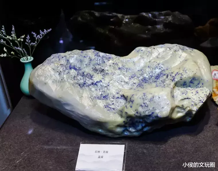 雕刻|石头里面多点“蓝”,价翻数百倍,你知道吗?