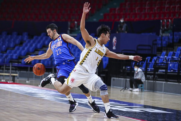 天津男籃|CBA元旦大戰(zhàn)！廣廈轟15-0瘋狂，天津被打崩，雙子星20中14砍33+8