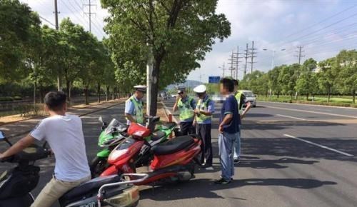 电动车|4月起，严查电动车、摩托车出现这种违章，遇到直接罚，车主注意