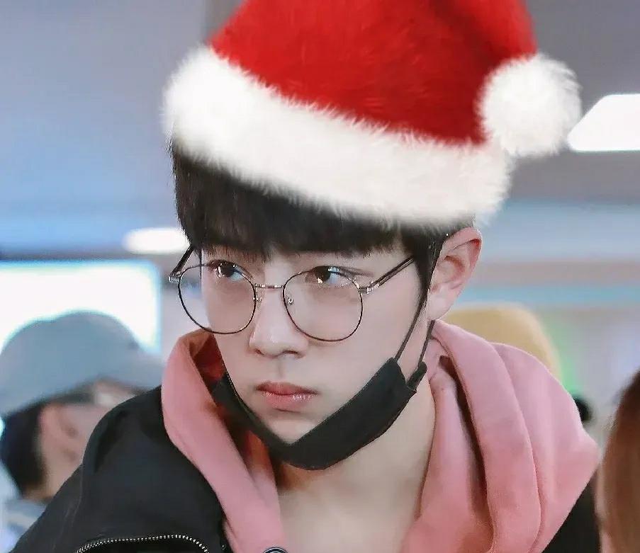 肖战|肖战《王牌部队》登顶63城收视率第一，妥妥的爽文大男主！