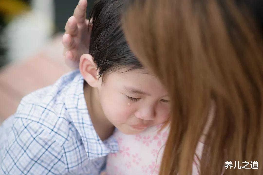 养儿之道|孩子烫伤，宝妈第一时间脱衣服导致伤情恶化，医生：第一步就错了