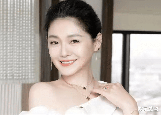 王力宏|大S回应汪小菲出轨，都过去了，而王思聪称汪小菲“死鸭子嘴硬”