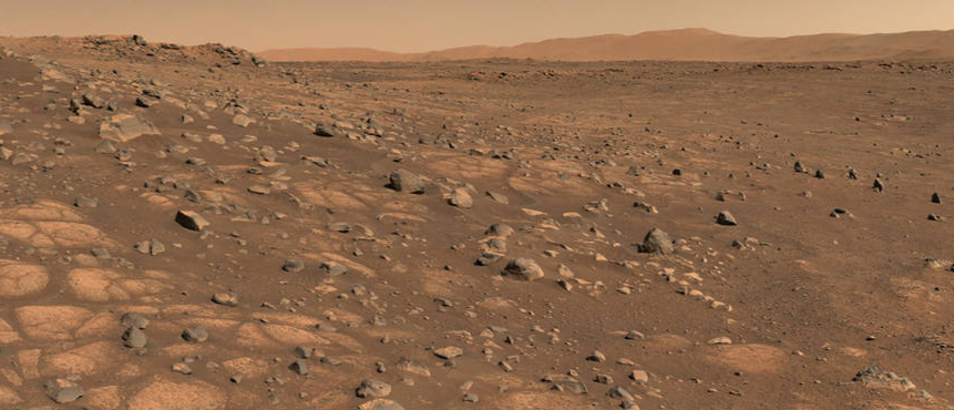 火星车 3.78亿公里外，祝融号传回最新画面，看到的景象和毅力号的不同？