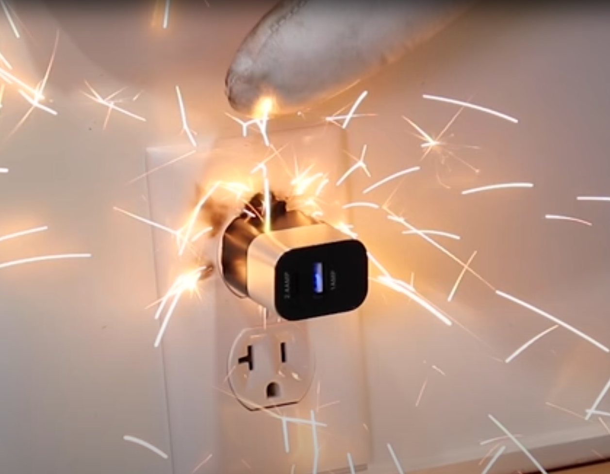 智能音箱|细思极恐!亚马逊智能音箱竟干出这事,外国10 岁女孩险些丧命