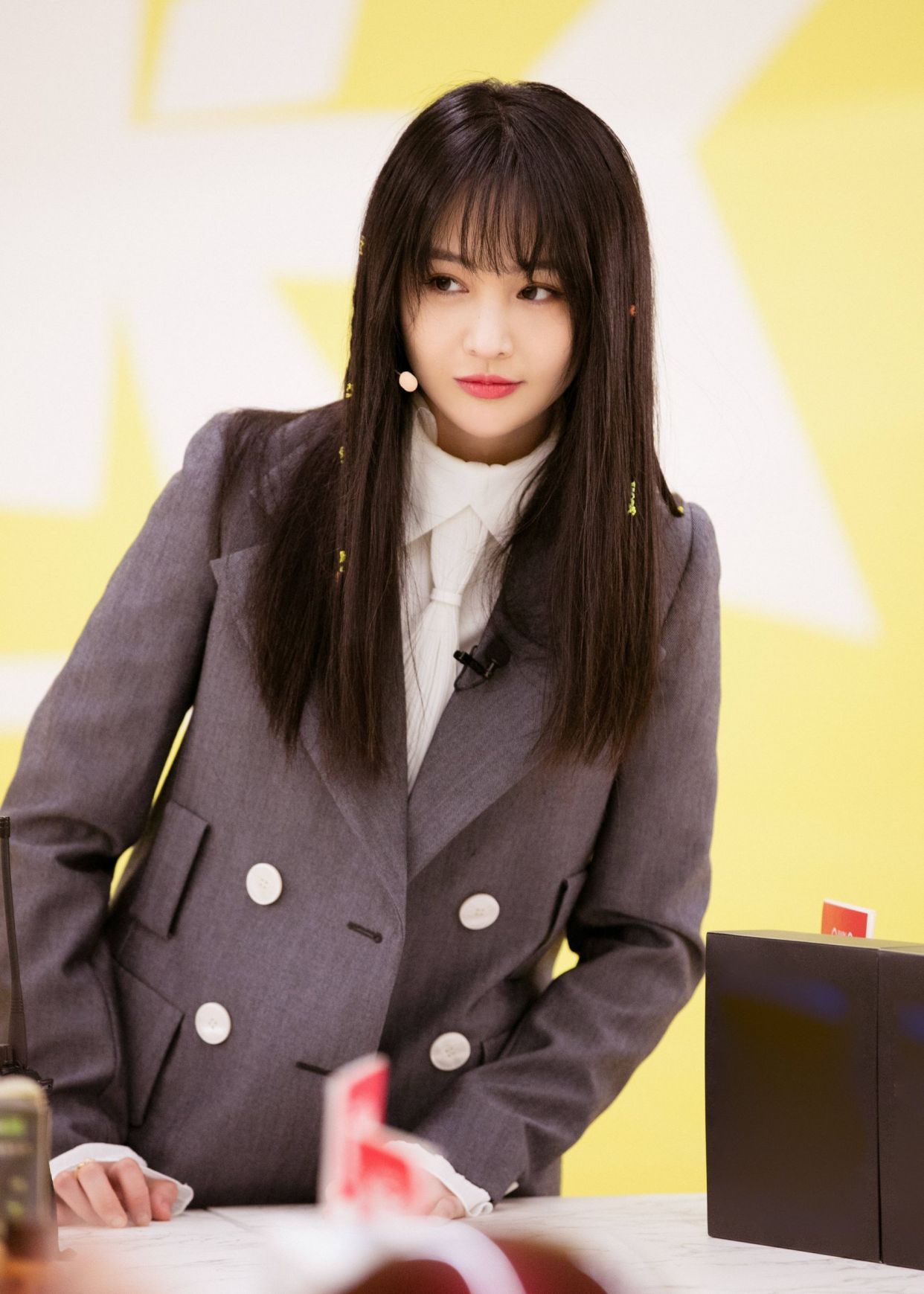 郑爽|郑爽，范冰冰，李小璐已被彻底除名？同样有问题的男星却稳居一线