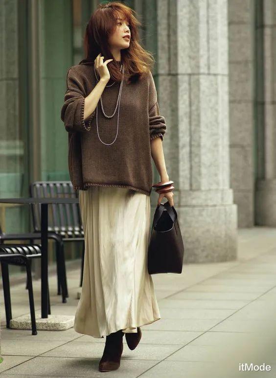 itMode|针织衫+半裙=秋天最养眼混搭CP，显瘦又高级！