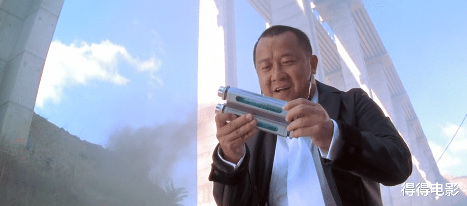 成龙|2001年，这部由陈德森导演的大制作，竟让成龙与嘉禾彻底分手