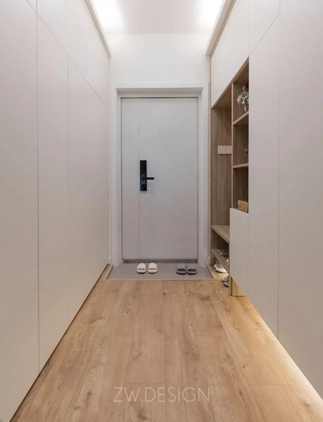 103㎡现代简约，留白+原木+绿植，让生活悠闲舒适有故事