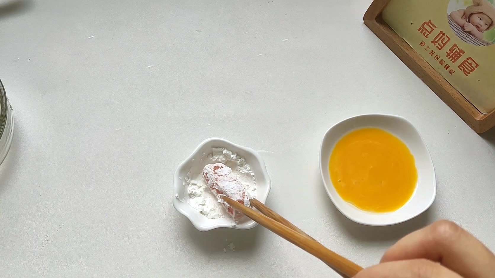 点妈辅食|三文鱼怎么做给宝宝吃?5分钟就可以做好的辅食~