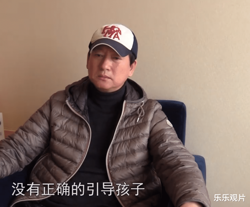 郑爽|郑爽父亲爆料郑爽当下状态：全家都崩溃了，女儿是一个血的教训