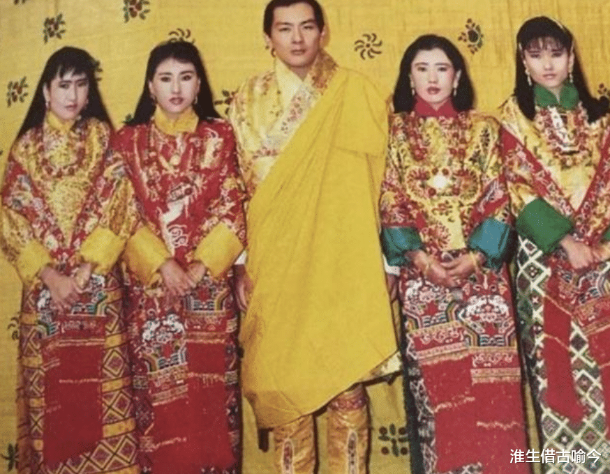 不丹4位王母一起迎接印度總理莫迪，4姐妹一起嫁老國王，不分嫡庶-圖7
